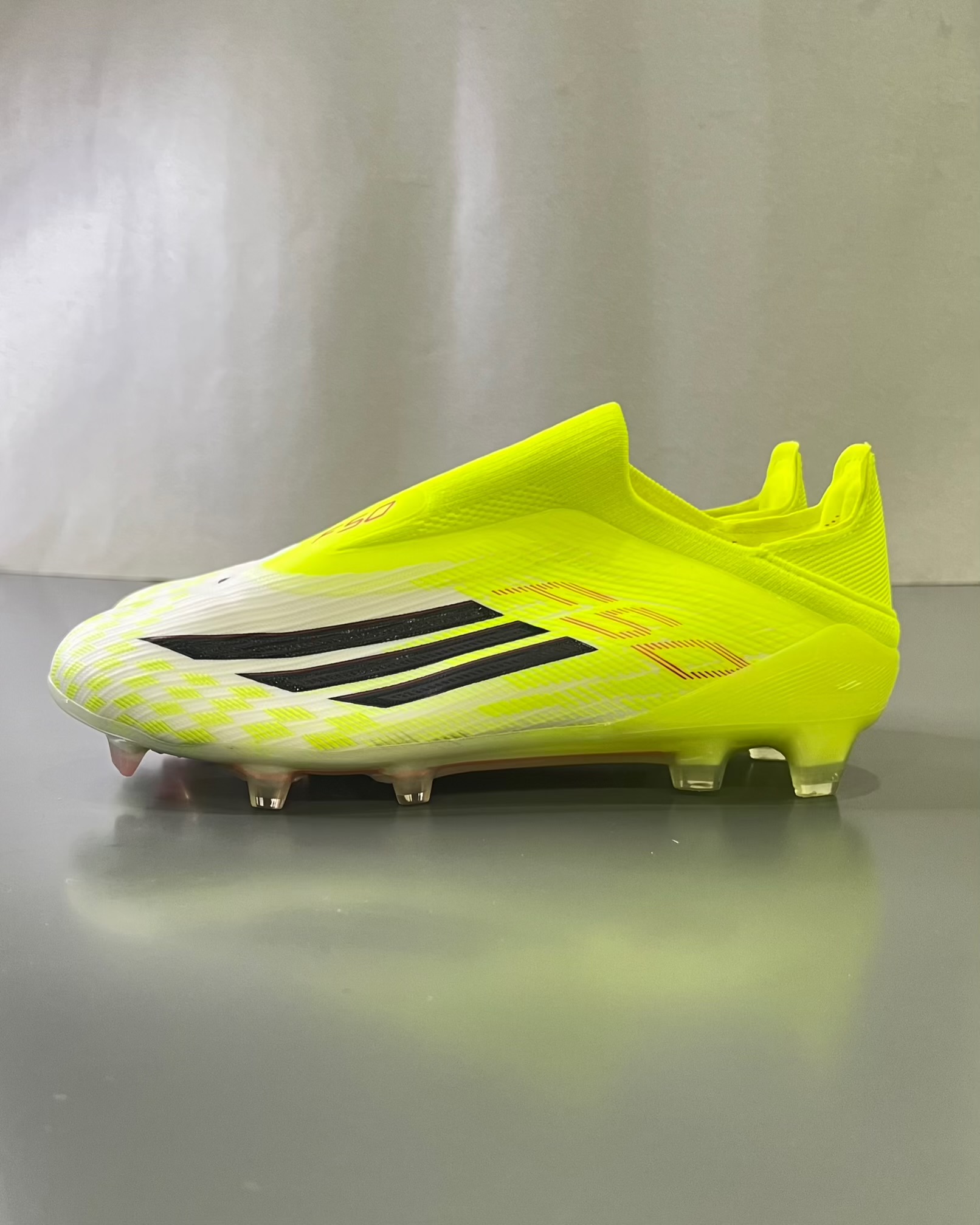 F50 neon green 